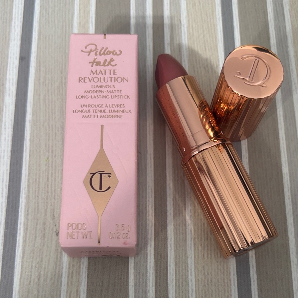 Charlotte Tilbury Pillow Talk Matte Revolution Lipstick